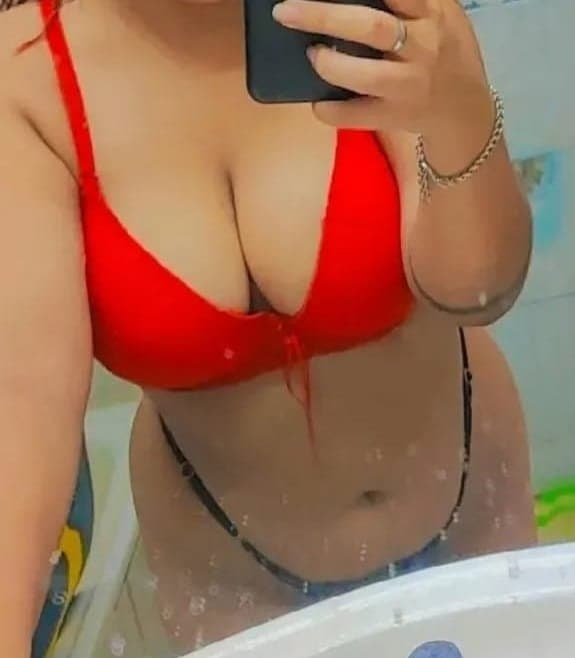 Click to view full size Lindas17??