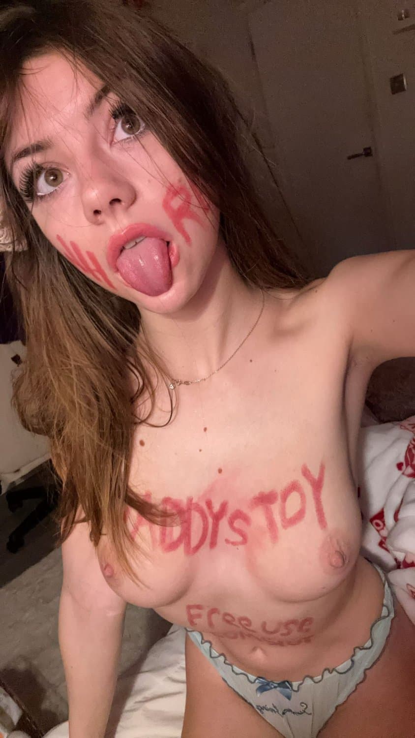 Click to view full size Lila uploads 3