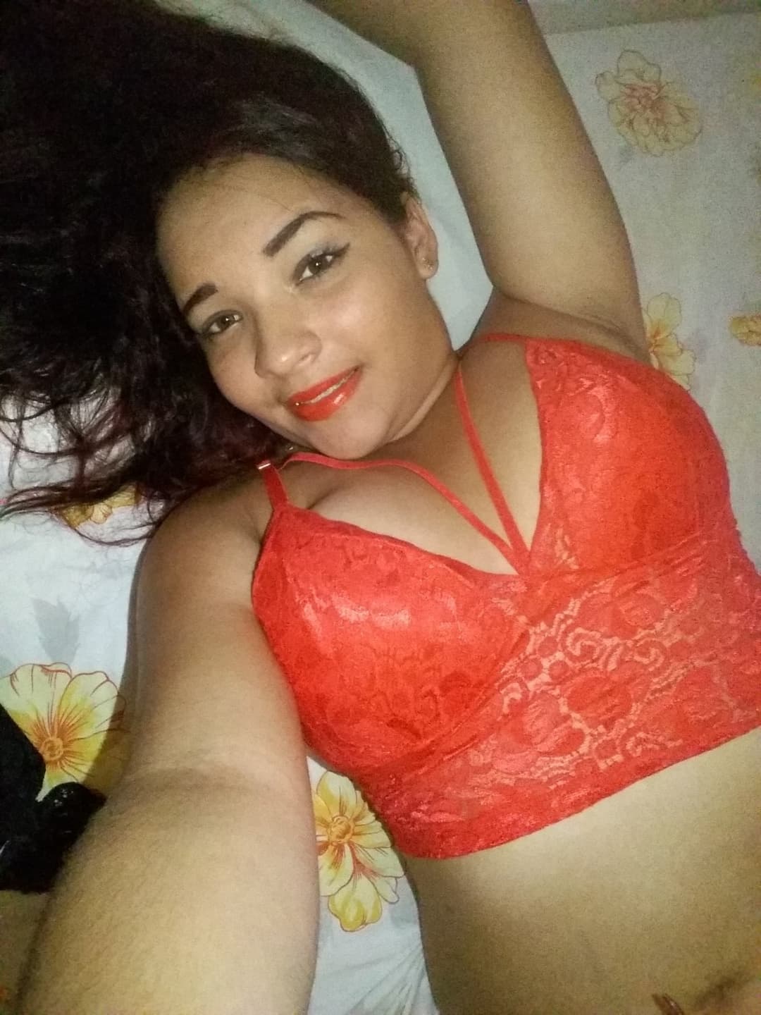 Click to view full size Coroa gostosa foi enviada por seguidor