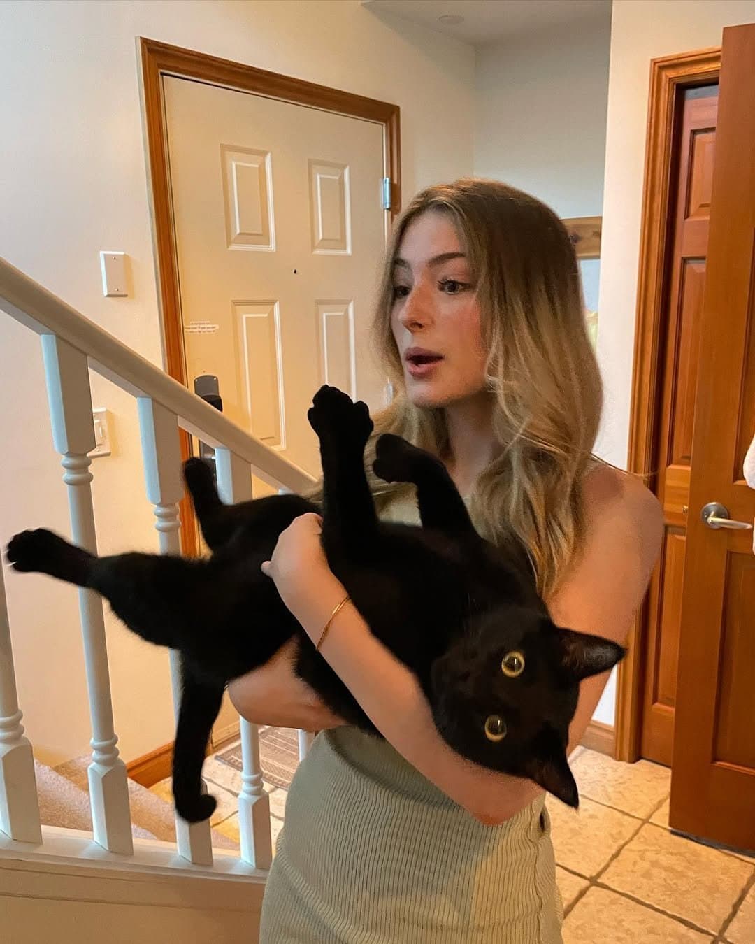 Click to view full size Busty and Sexy Canadian College Teen Slut Briana Zander (@briana.j.z)