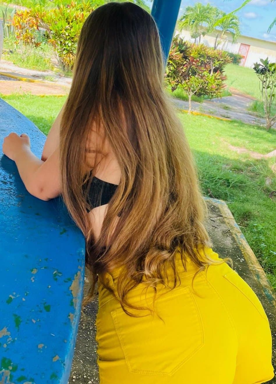 Click to view full size Lindas19??