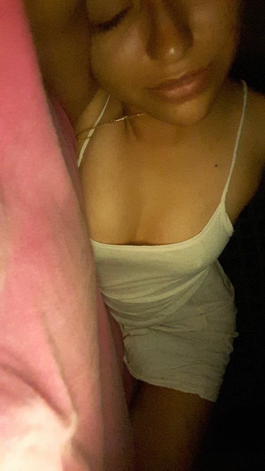 Click to view full size 18yo latina sucking a big cock and getting fucked