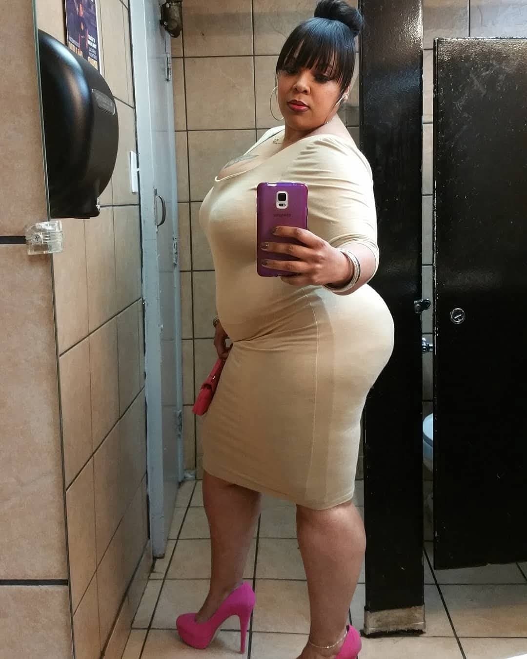 Click to view full size Redbone ebony auntie that got the if We go to the hotel we FUCKIN video & I would not pull out 134