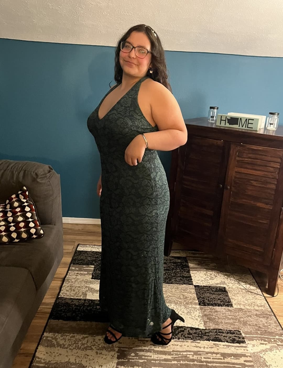 Click to view full size Babyface Latina teen nude