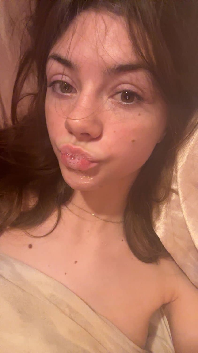 Click to view full size Lila uploads 3