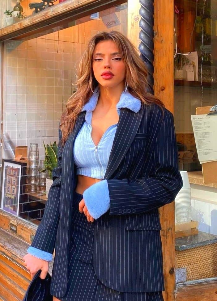 Click to view full size Bulgarian Celebrity Dara