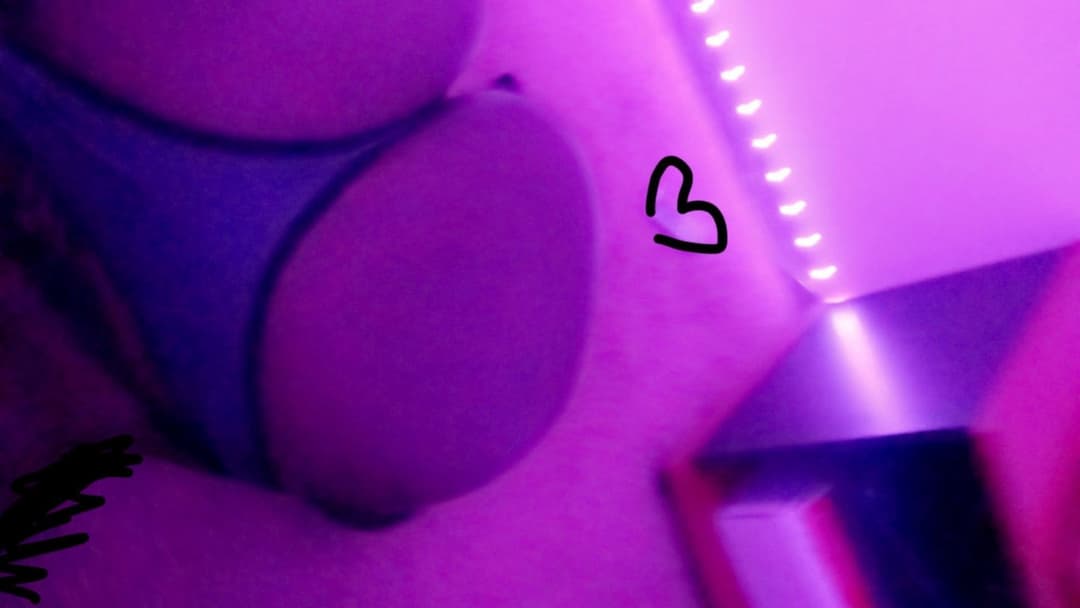 Click to view full size Horny Ebony 18 Year Old On Discord