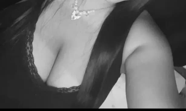 Click to view full size Lindas17??