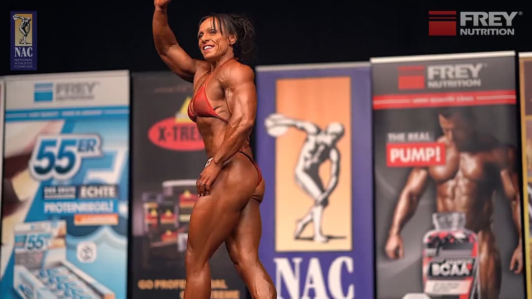 Click to view full size Spermatic muscular exhibition of Mrs Bailey