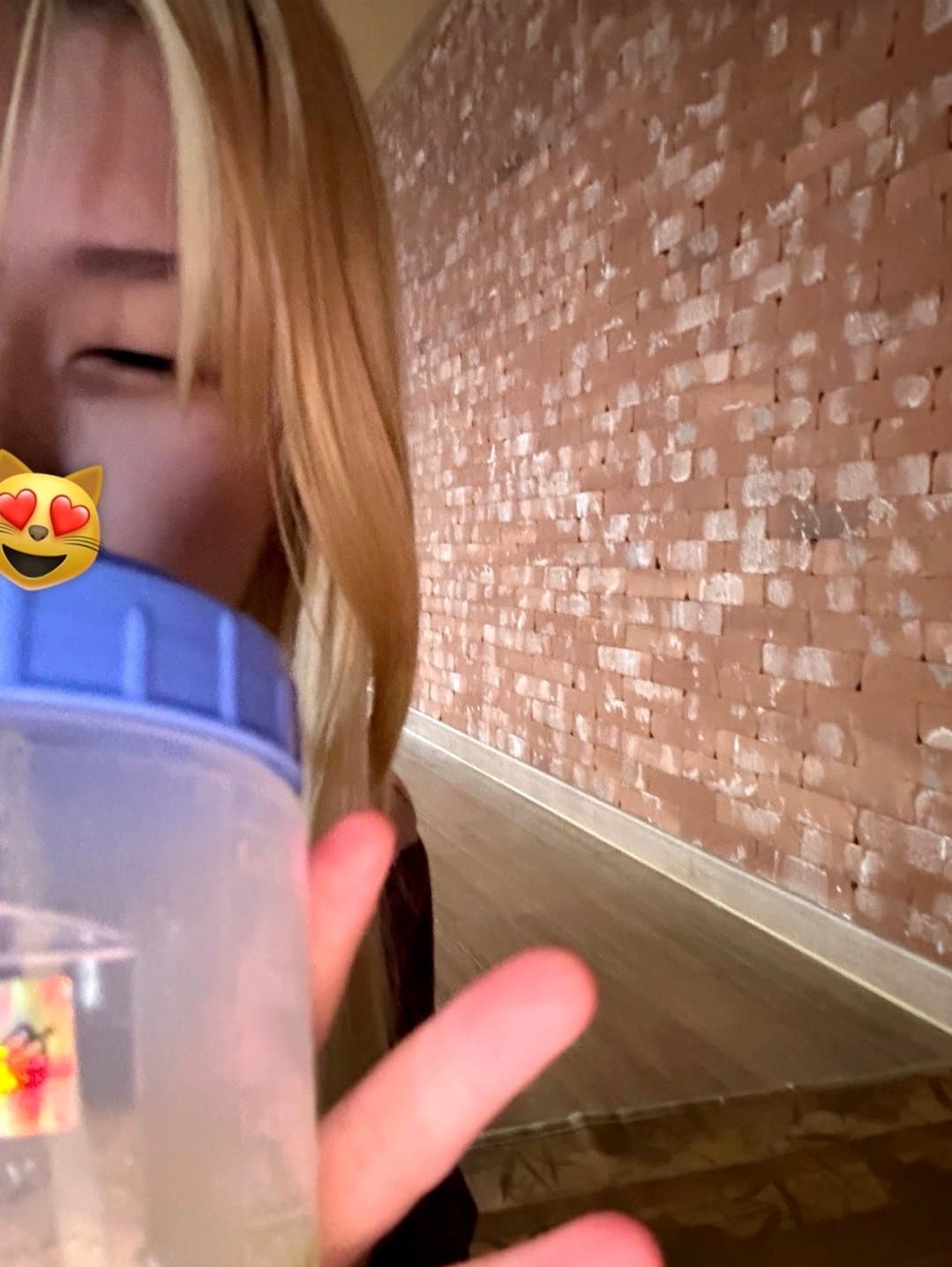 Click to view full size Korean 20 years old girl allowed an unknown man in the sauna to touch her boob.