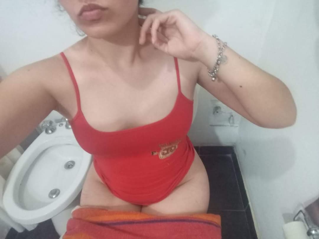 Click to view full size Sofiakeppesandrea Sofia poh la poh Sofia keppes Andrea derqui