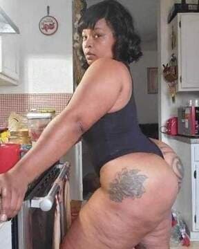 Click to view full size Sexy lady in thong bodysuits compilations