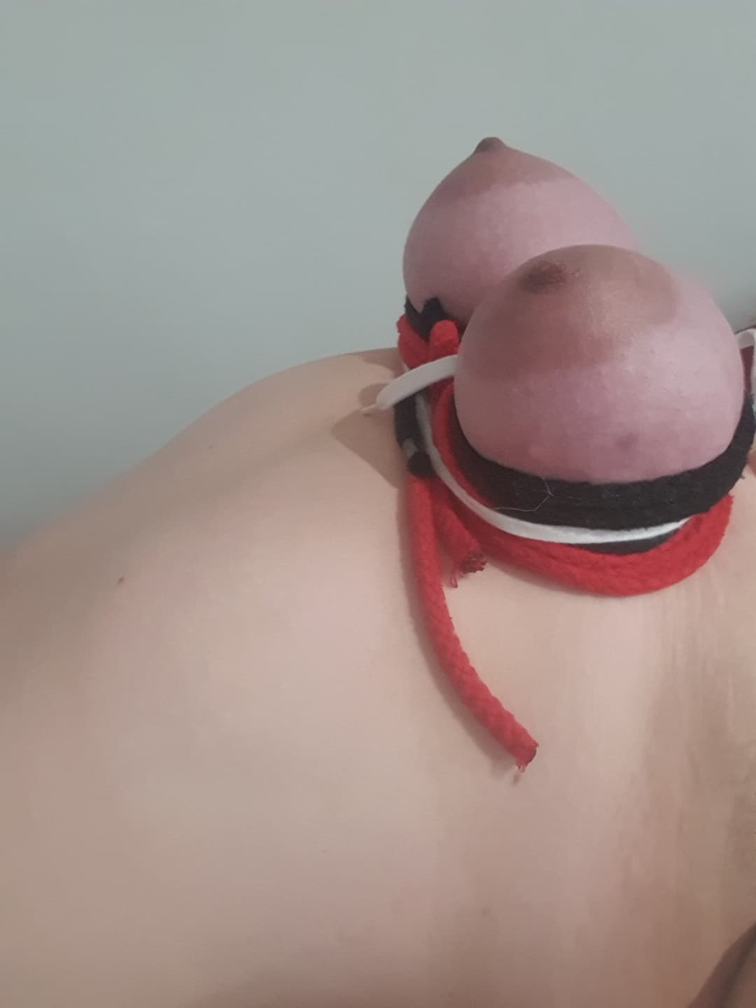 Click to view full size No food all day, alcohol and 12 hours of clit electro torture