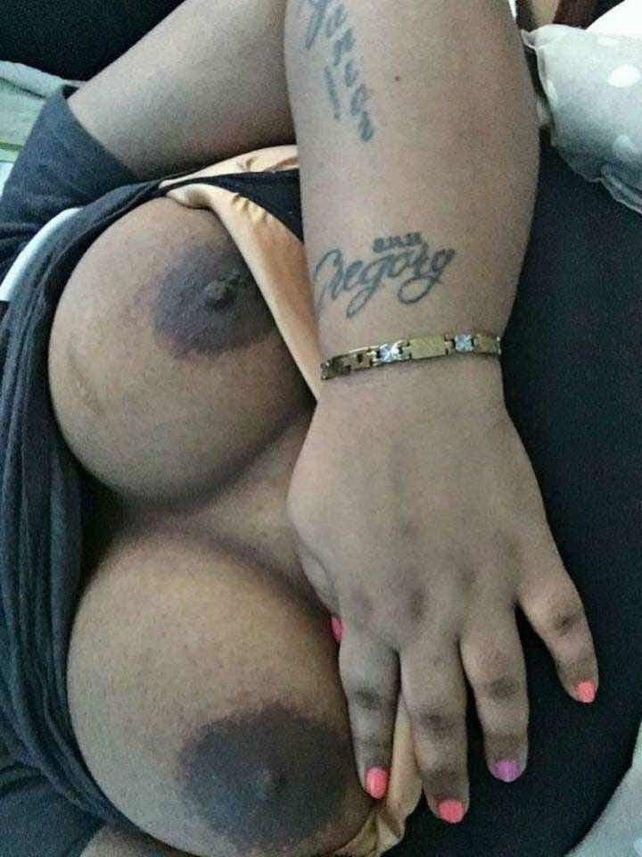 Click to view full size Clapping Them Cheeks