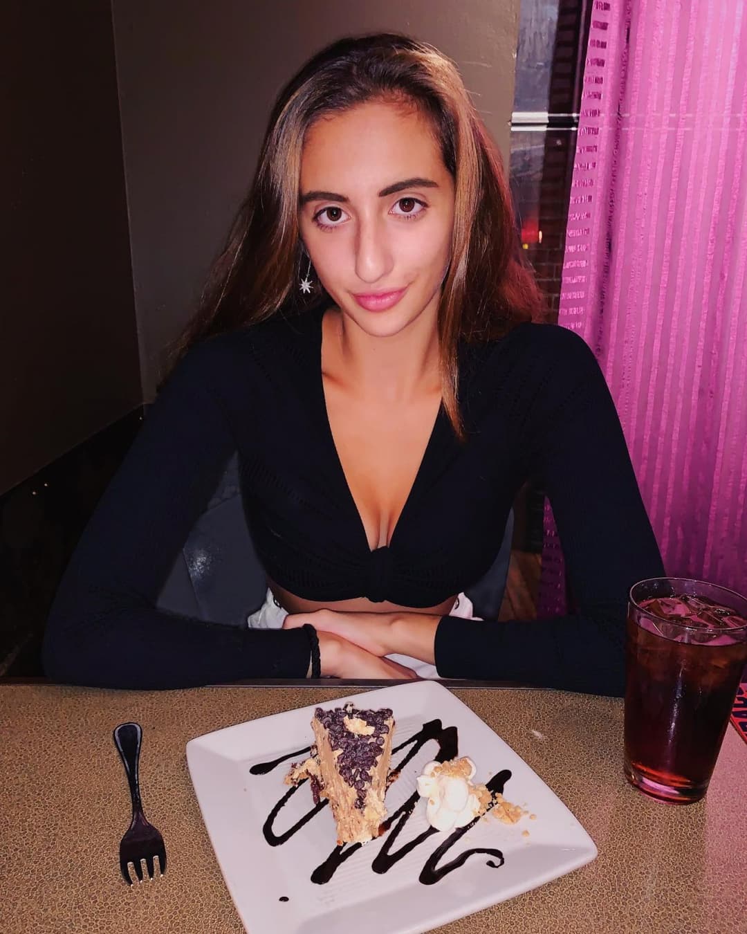 Click to view full size College Crush Lisa Sandson (@lisa.sandson). Comment your favorite pics.