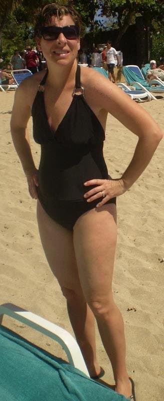 Click to view full size Sexy, horny, naughty Mormon milf in swimsuits and her birthday suit!!