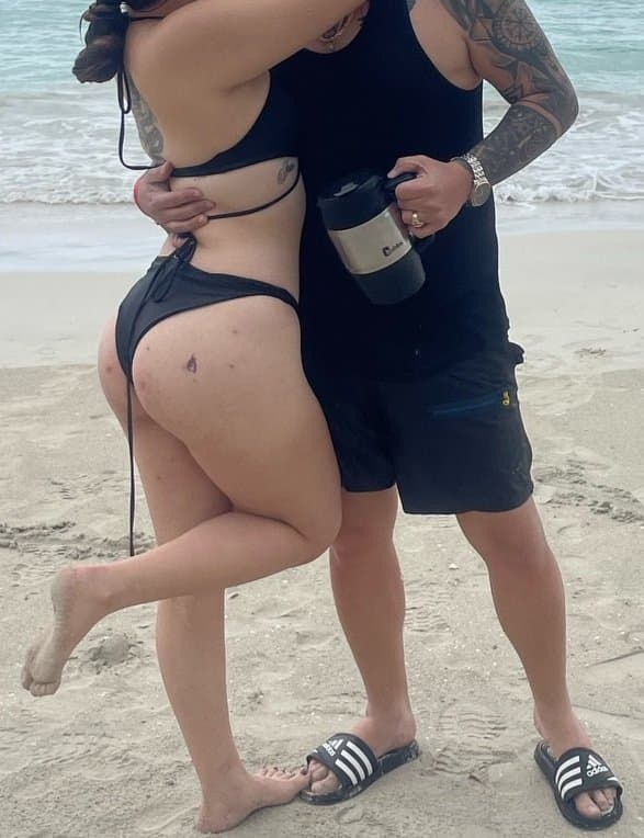 Click to view full size Lindas19??