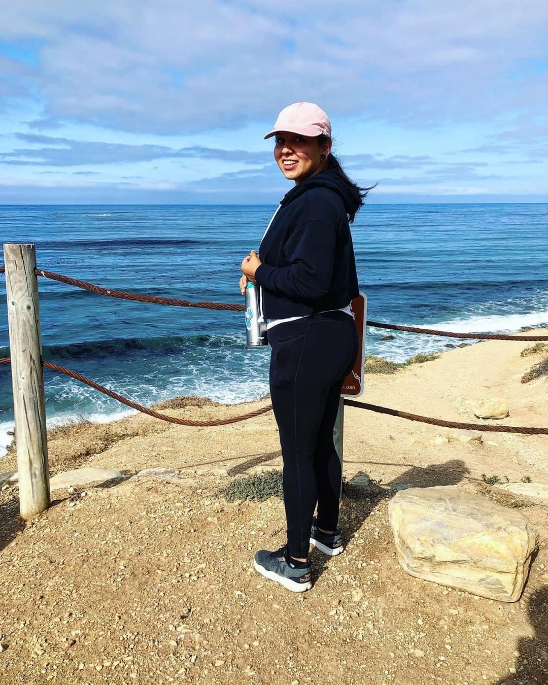 Click to view full size Pull out or creampie this Latina slut