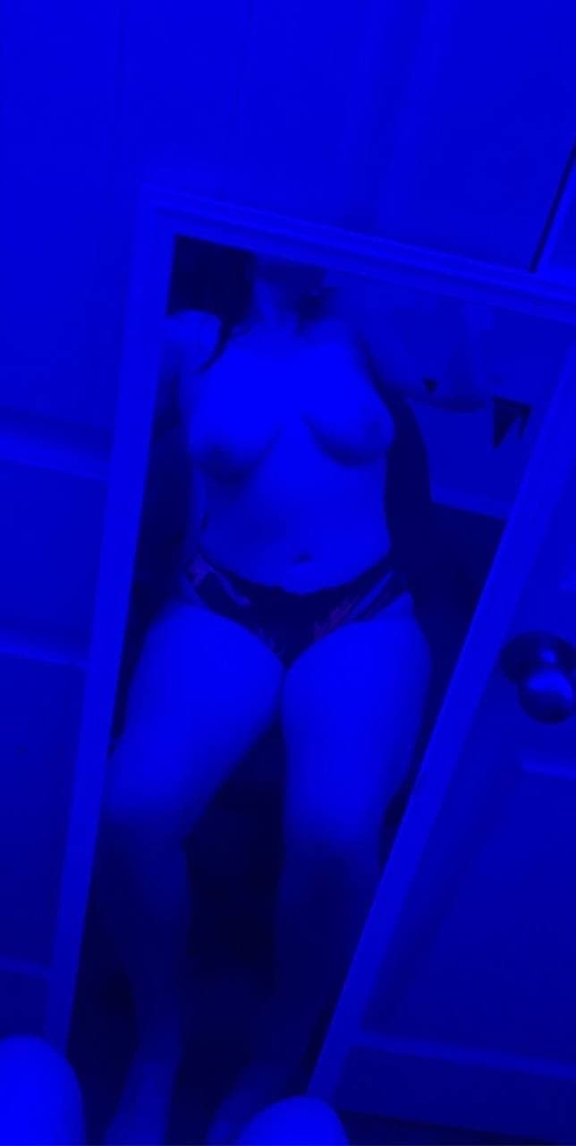 Click to view full size Big Tits PAWG gets tag teamed