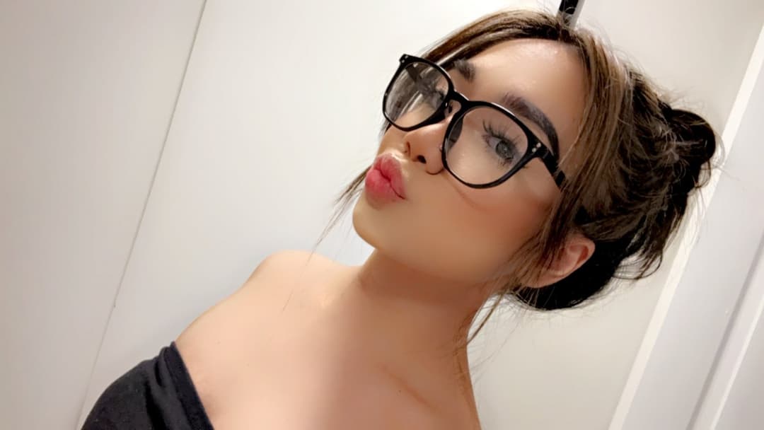 Click to view full size Sexy petite ABG teen Cece