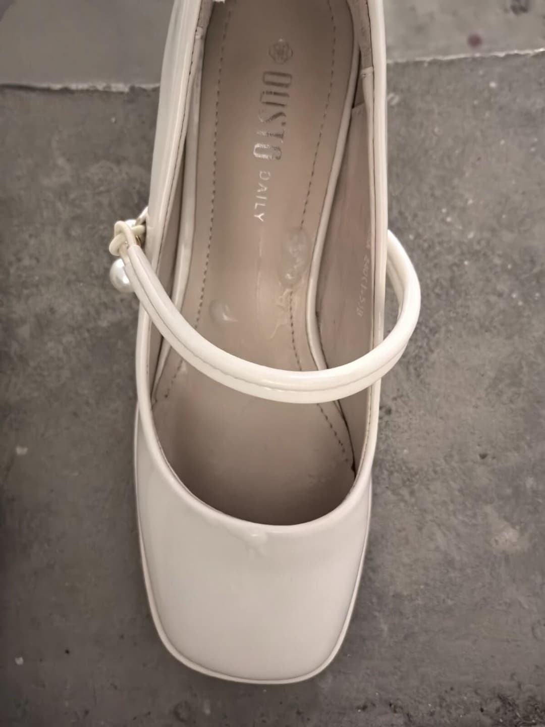 Click to view full size Asian shoes / feet / socks & cum