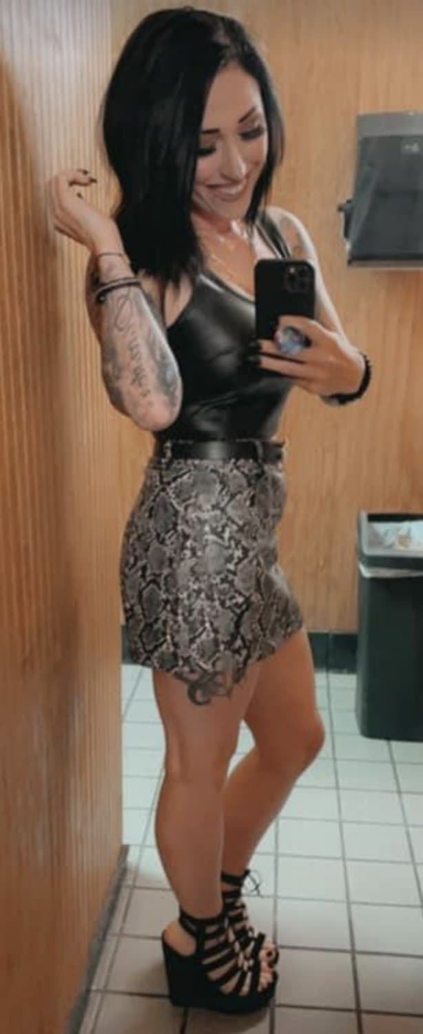 Click to view full size GA TikTok Goth Slut Pierced & Tatted LeAkEd