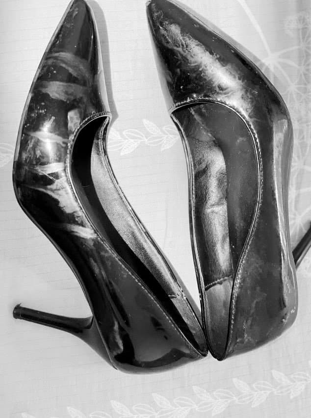 Click to view full size Chinese feet / socks / shoes.