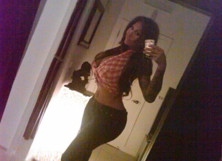 Click to view full size KAYLA KOI SHEMALE.-