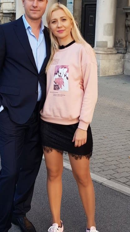 Click to view full size She choosed wrong way