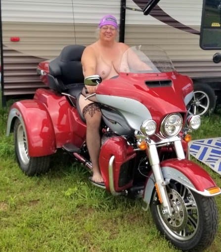 Click to view full size 60yr old Wife Full Nude