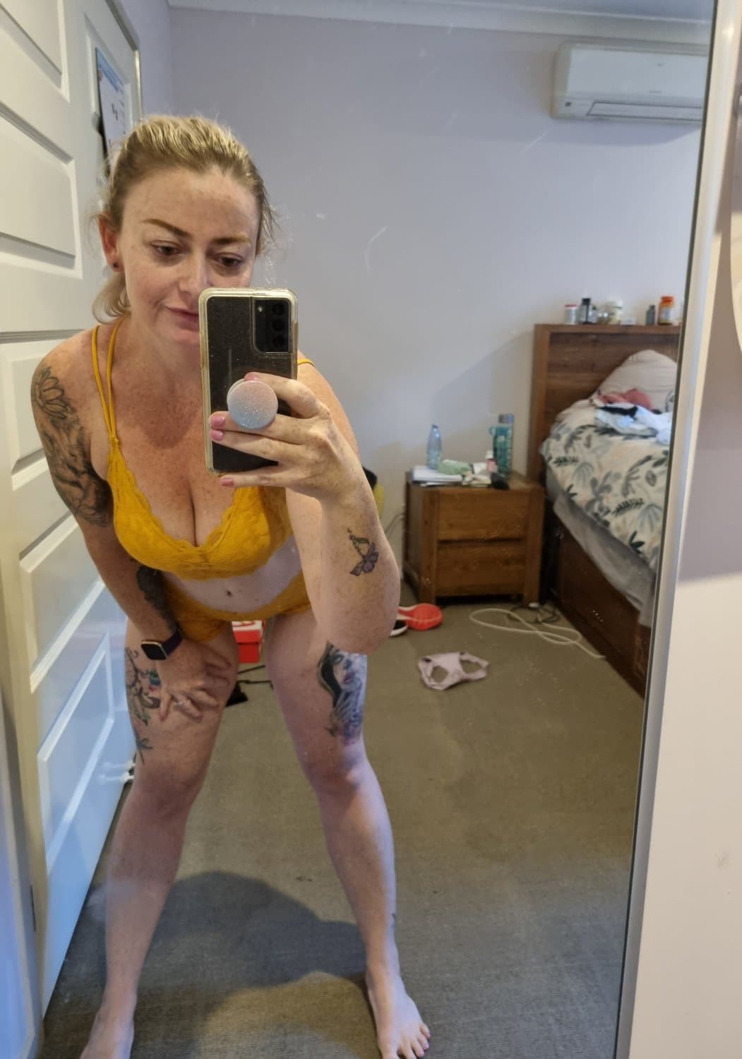 Click to view full size Lisa J. REPOST/SHARE/ MAKE LISA WEBWHORE!