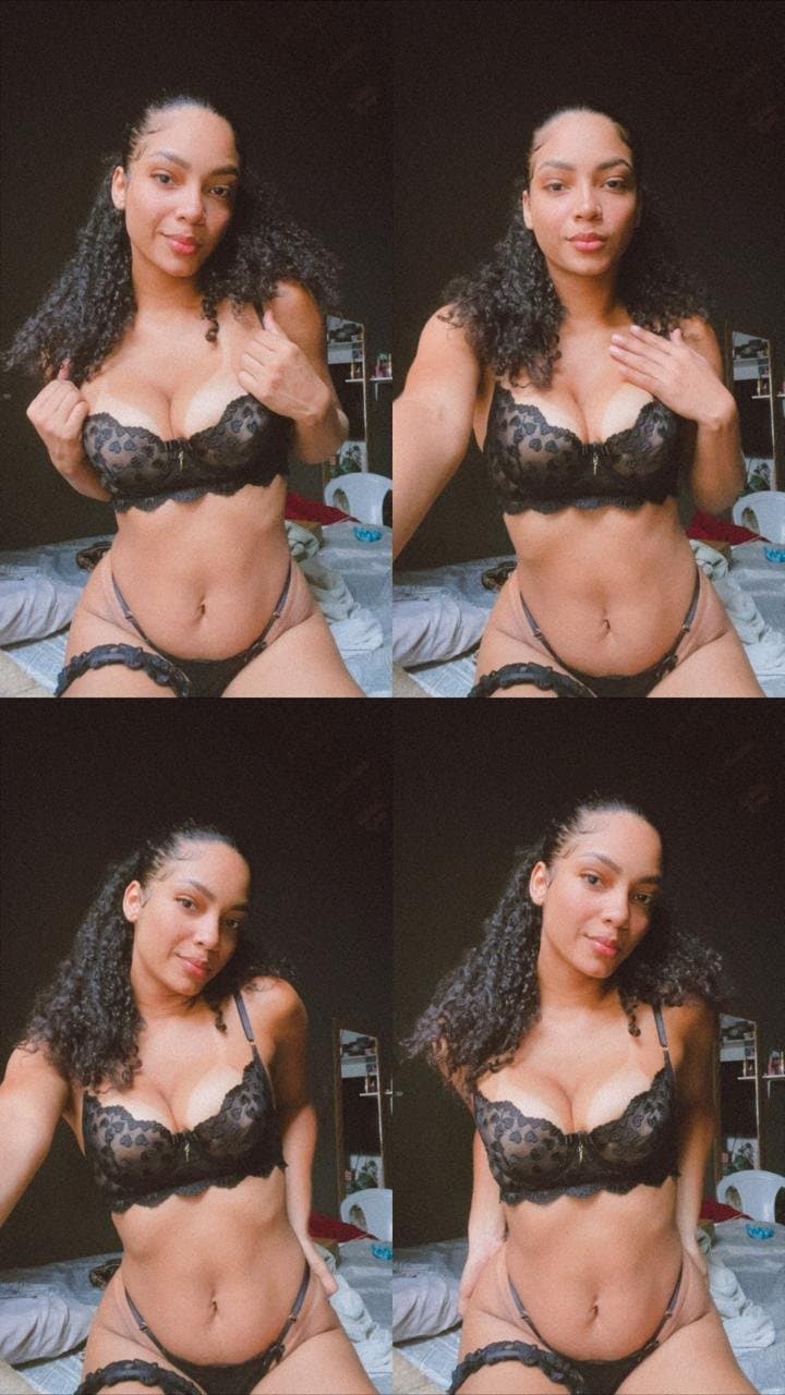 Click to view full size Vazando essa puta para todos ver o quanto ela é vagabunda