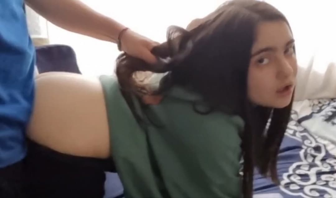 Click to view full size Cogiendo a culona tetona de 22 años