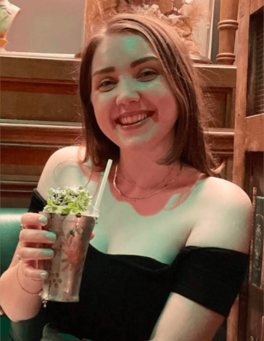 Click to view full size Thick Slut Kristy loves to watch you pump for her