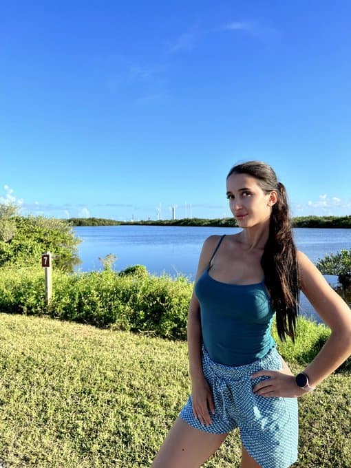 Click to view full size Sweet Buttocks