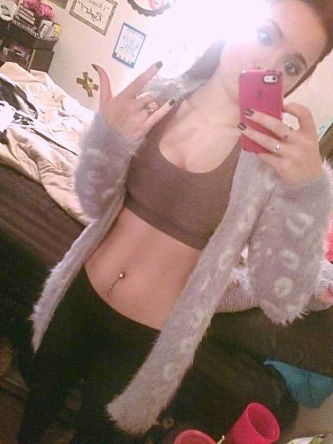 Click to view full size Mrs. Ashten Macklin 3rd Grade Teacher at Clark County Elementary School district in Baytown Texas