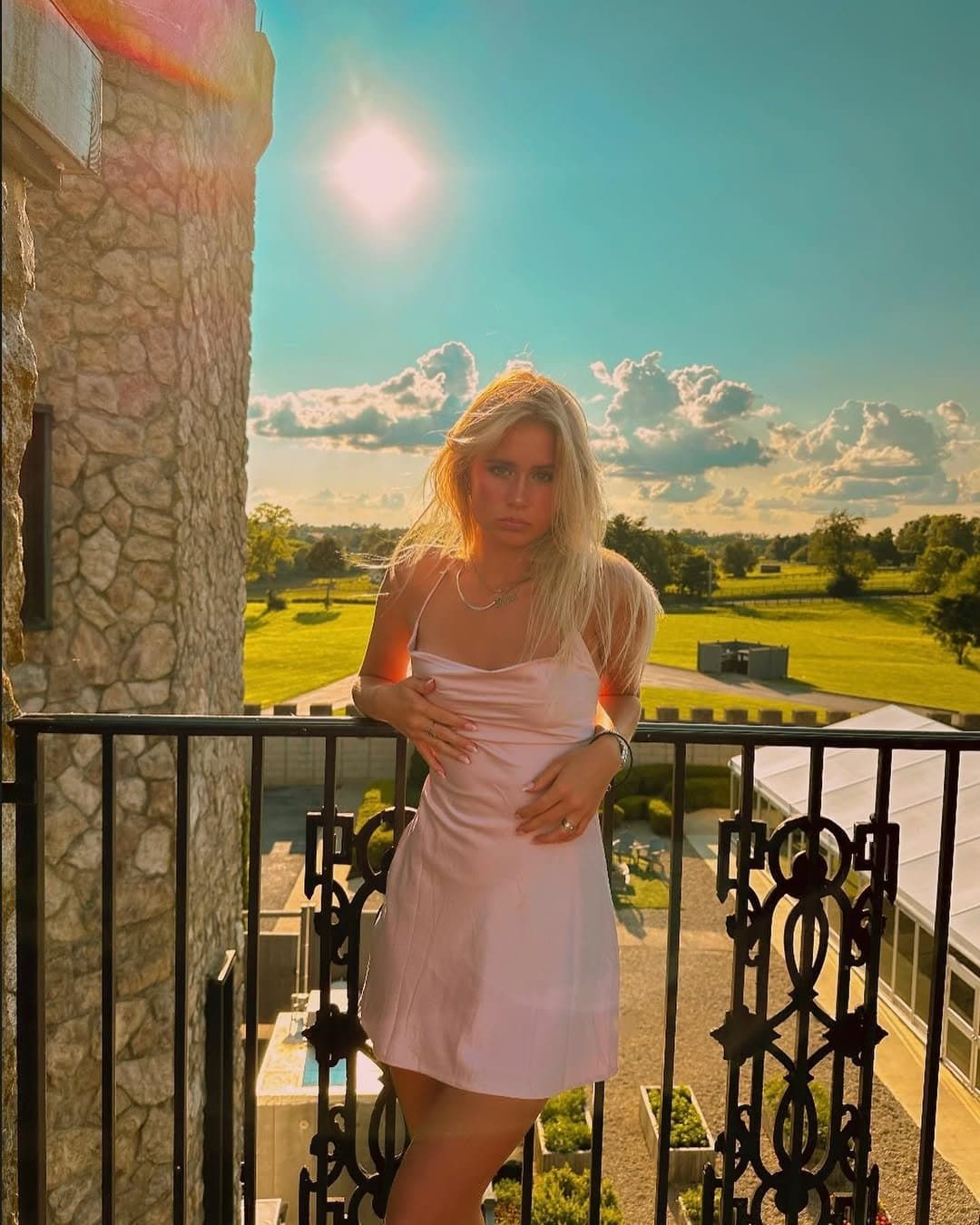 Click to view full size IRL Kailee