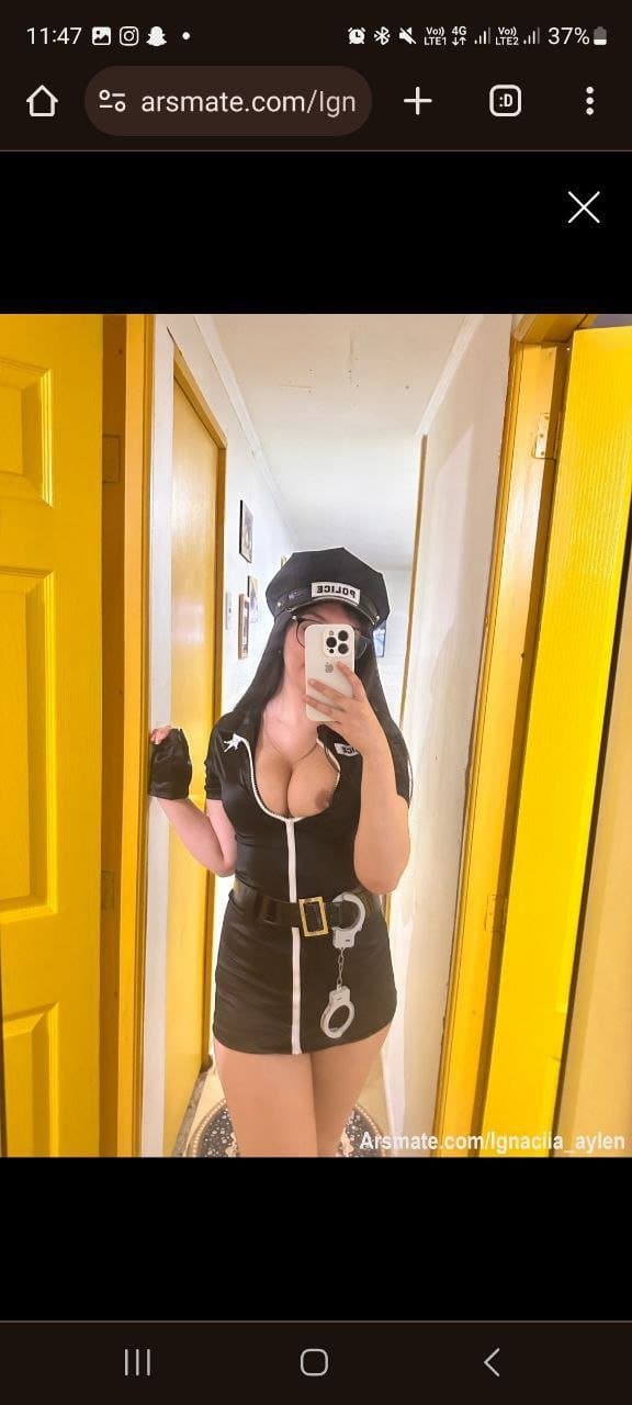 Click to view full size Chilena aylen saldaña culona y un casero de anónima traga semen