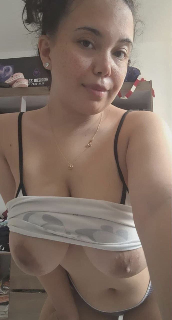 Click to view full size JuicyL@tina