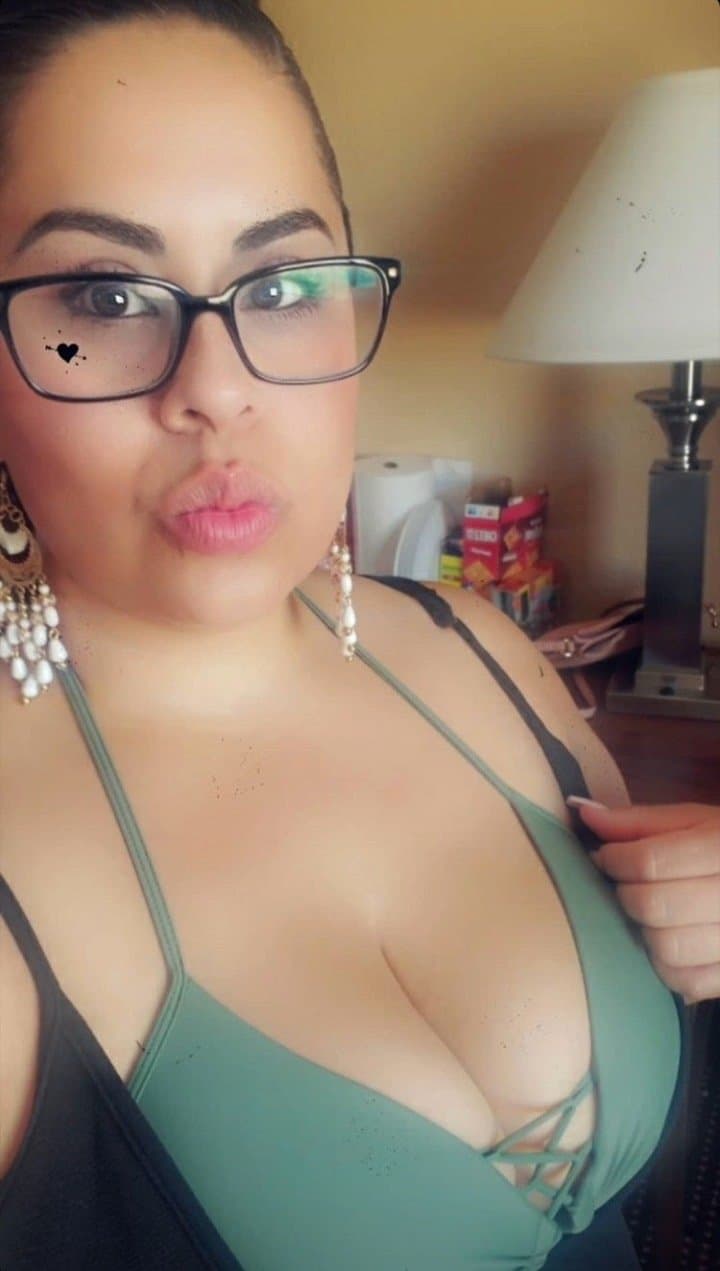 Click to view full size Am I wrong for wanting to pound my own sister? (She had an OF and I was her biggest fan) ???