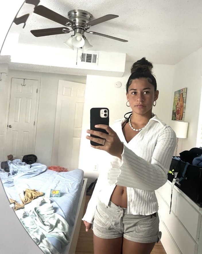 Click to view full size New Zealand Slut Arzana