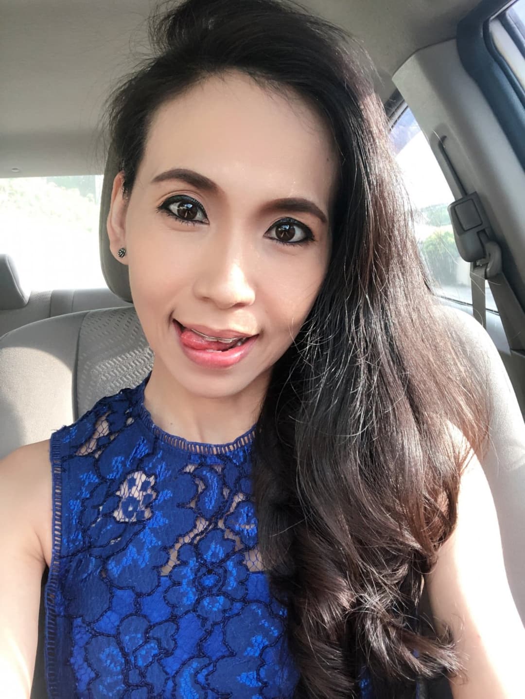 Click to view full size Gorgeous Slut Humiliating FaceTime Recording