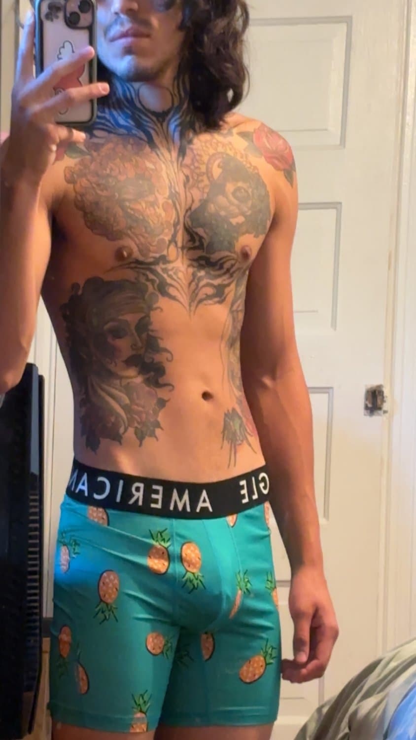 Click to view full size Big bulge Latino