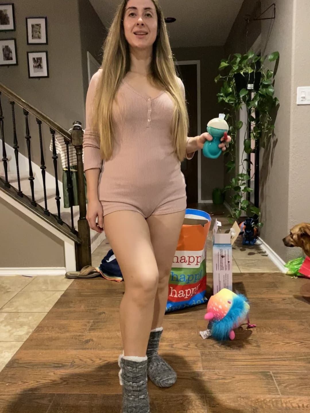 Click to view full size Stephanie Florida Nurse MILF mom of 2 sexy bitch whore