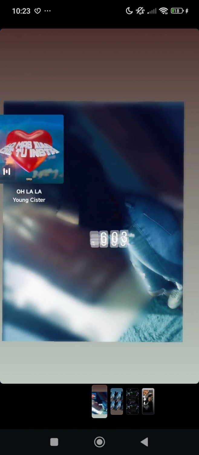 Click to view full size Mejor amiga me pasa un videito en sus días ovulando