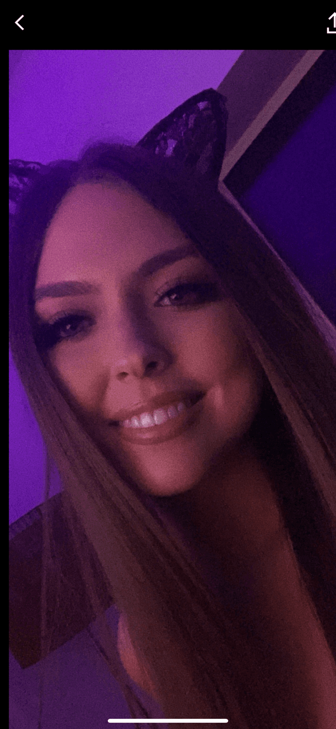 Click to view full size Message to see a lot more if this sexy model.Bare tits bare ass and nude