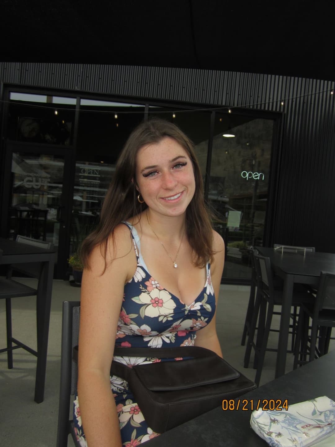 Click to view full size Which sister is hotter Skylar and Alexis