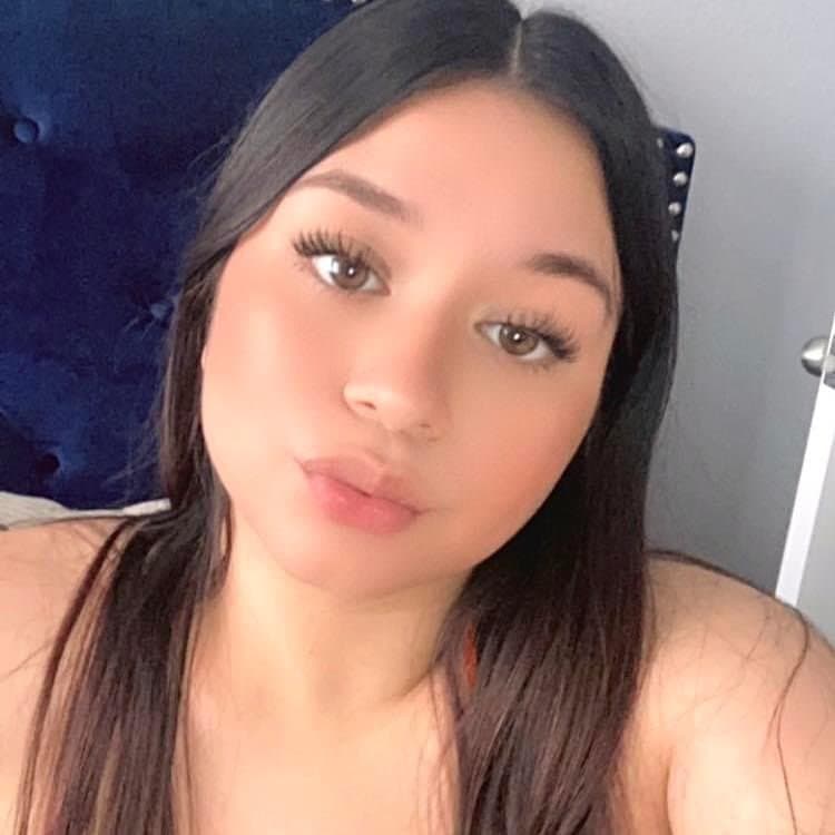 Click to view full size Hawaiian / Mexican mixed baddie is a bbc queen ?