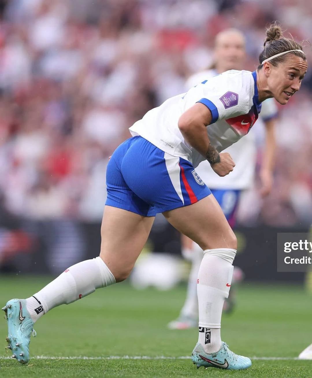 Click to view full size Lucy Bronze