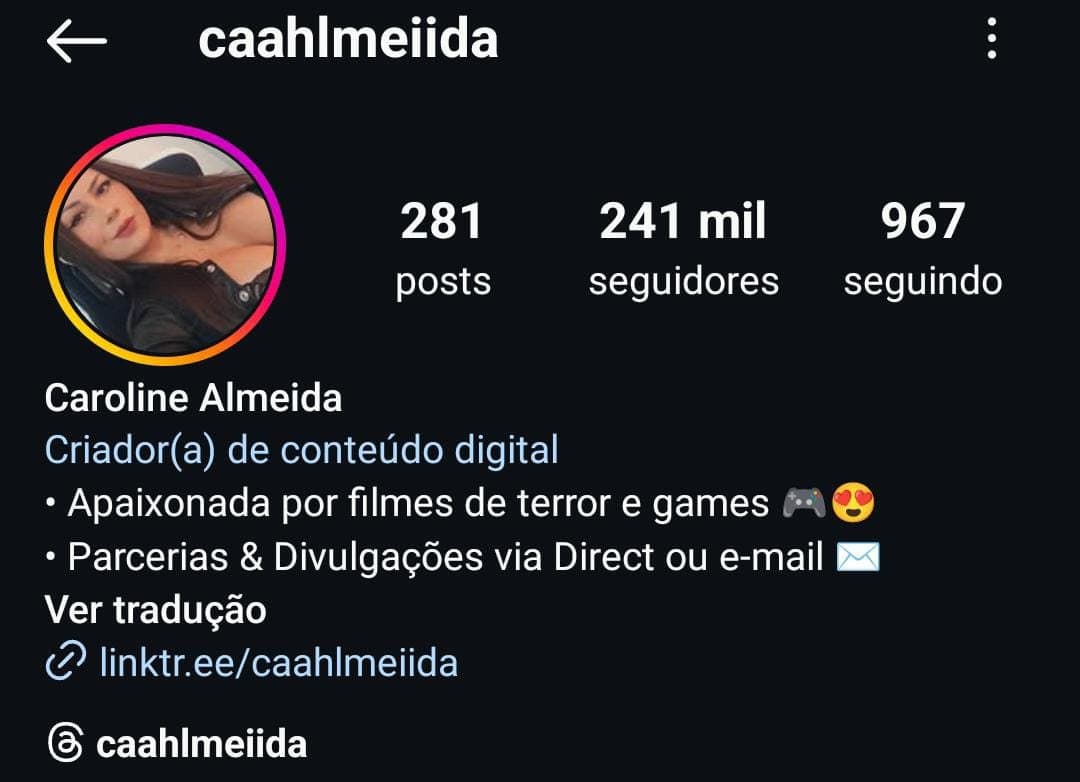 Click to view full size Candids flagra da Super rabuda streamer @caahlmeiida na horror expo 2023